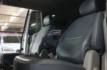 2018 Kia Grand Carnival 2.2 EX AT in Quezon City, Metro Manila