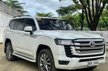 2022 Toyota Land Cruiser ZX 3.3 4x4 AT in Manila, Metro Manila