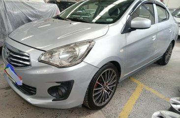 Selling White Mitsubishi Mirage 2015 in Dasmariñas