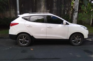 White Hyundai Tucson 2015 for sale in Automatic