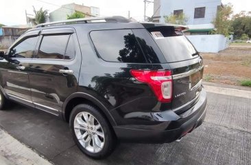 Selling White Ford Explorer 2013 in Imus