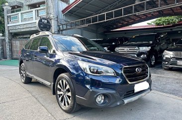 White Subaru Outback 2017 for sale in Manual