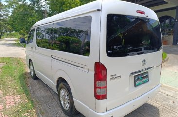 White Toyota Grandia 2012 for sale in Automatic