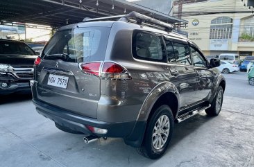 White Mitsubishi Montero sport 2015 for sale in Las Piñas