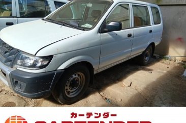 Selling White Isuzu Crosswind 2017 in Manila