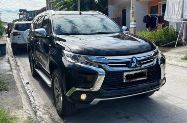 Silver Mitsubishi Montero sport 2018 for sale in 