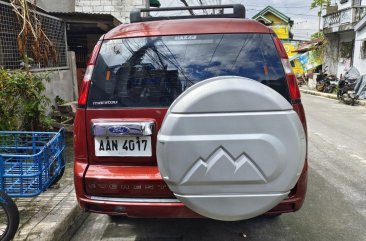 White Ford Everest 2014 for sale in Manual