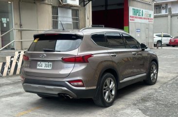 Bronze Hyundai Santa Fe 2020 for sale in Automatic