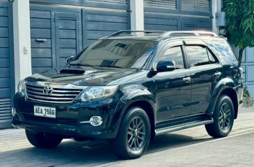 Selling Green Toyota Fortuner 2015 in Manila