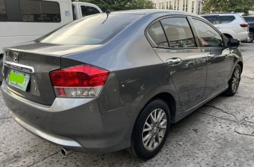 Selling White Honda City 2009 in Manila