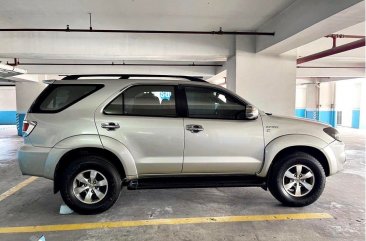 White Toyota Fortuner 2008 for sale in 