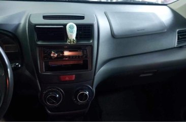 White Toyota Avanza 2013 for sale in San Juan