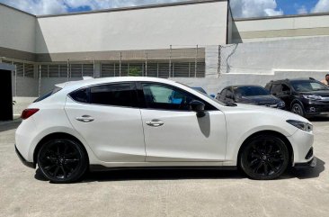 Selling White Mazda 2 2015 in Manila