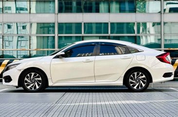 White Honda Civic 2017 for sale in 