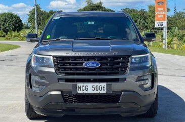 White Ford Explorer 2016 for sale in 