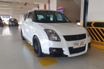 White Suzuki Swift 2010 for sale in 