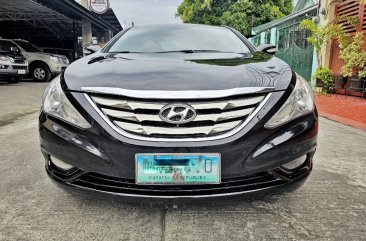 Selling White Hyundai Sonata 2012 in Bacoor