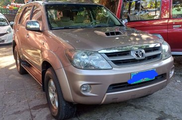 White Toyota Fortuner 2006 for sale in 