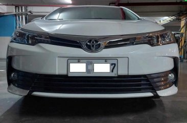 Pearl White Toyota Corolla altis 2018 for sale in Mariveles