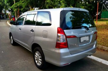 Sell Silver 2015 Toyota Innova in Dasmariñas