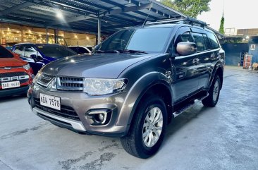 White Mitsubishi Montero sport 2015 for sale in Las Piñas