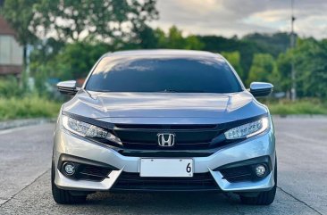 Sell White 2016 Honda Civic in Manila