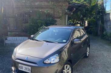 White Mitsubishi Mirage 2015 for sale in 