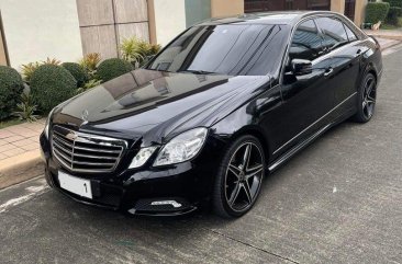 Selling Green Mercedes-Benz E-Class 2009 in Quezon City