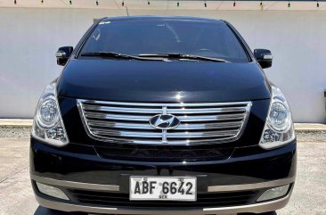 White Hyundai Starex 2015 for sale in Automatic