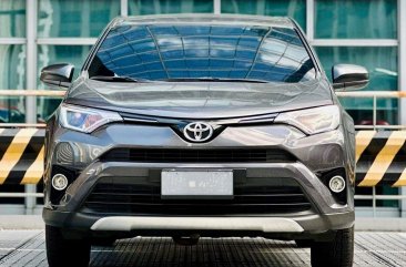 Sell White 2018 Toyota Rav4 in Makati