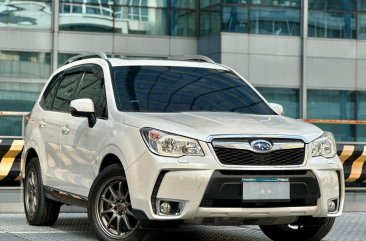 White Subaru Forester 2013 for sale in Automatic