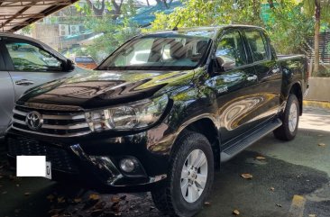 White Toyota Hilux 2019 for sale in Quezon City