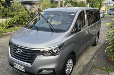 Sell White 2019 Hyundai Starex in Las Piñas