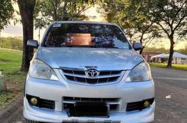 Silver Toyota Avanza 2009 for sale in 