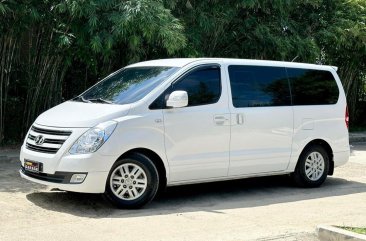 White Hyundai Grand starex 2017 for sale in 