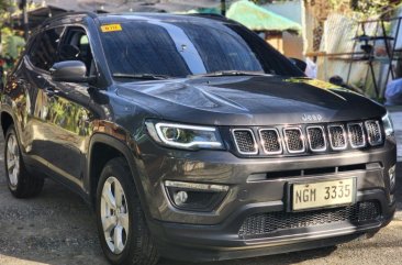 Selling White Jeep Compass 2020 in Tagaytay