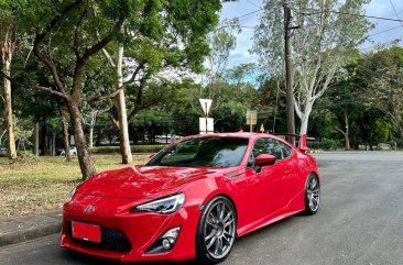 White Toyota 86 2013 for sale in Manual