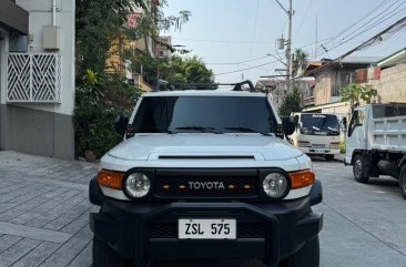 Maroon Toyota Fj Cruiser 2009 for sale in Quezon City