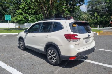 White Subaru Forester 2020 for sale in 