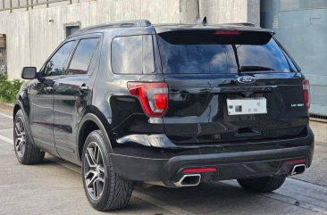 White Ford Explorer 2017 for sale in Manila