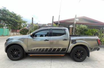 Selling White Nissan Navara 2019 in Angeles