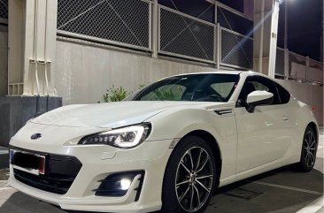 Selling Pearl White Subaru Brz 2018 in Quezon City