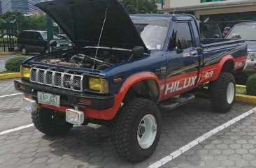 White Toyota Hilux 1982 for sale in Manual