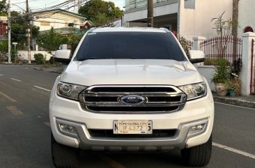 Sell White 2016 Ford Everest in Marikina