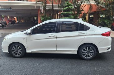 Selling White Toyota Super 2019 in Quezon City