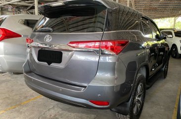 Selling White Toyota Fortuner 2018 in Pasig