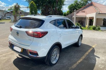 Selling Green Mg Zs 2019 in Quezon City