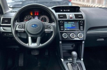 White Subaru Forester 2018 for sale in 