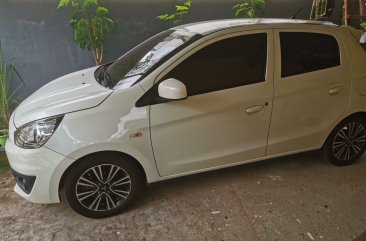 White Mitsubishi Mirage 2017 for sale in 