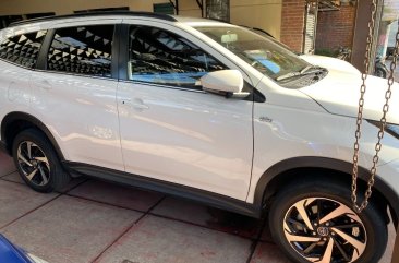 Selling White Toyota Rush 2021 in Quezon City